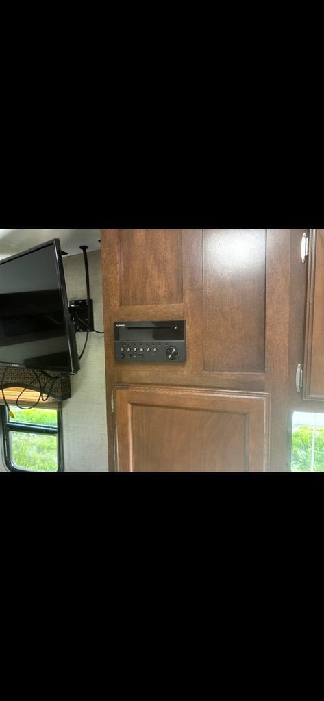 2018 VENTURE RV Sonic Lite SL16