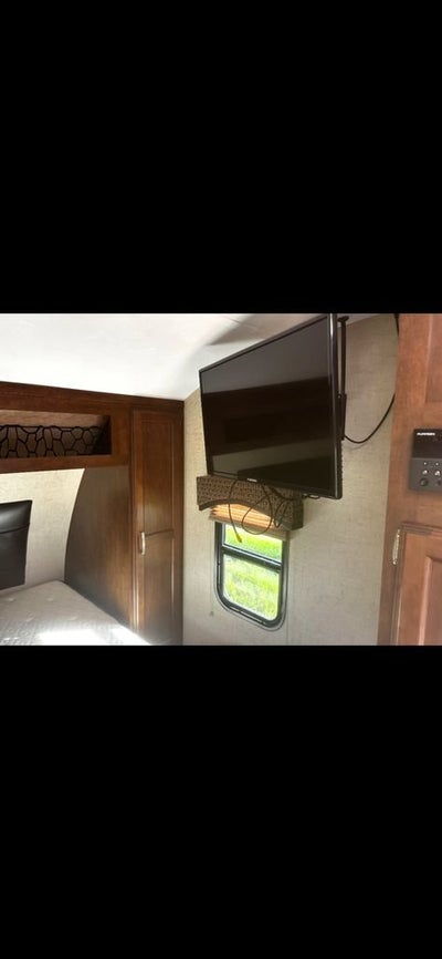 2018 VENTURE RV Sonic Lite SL16