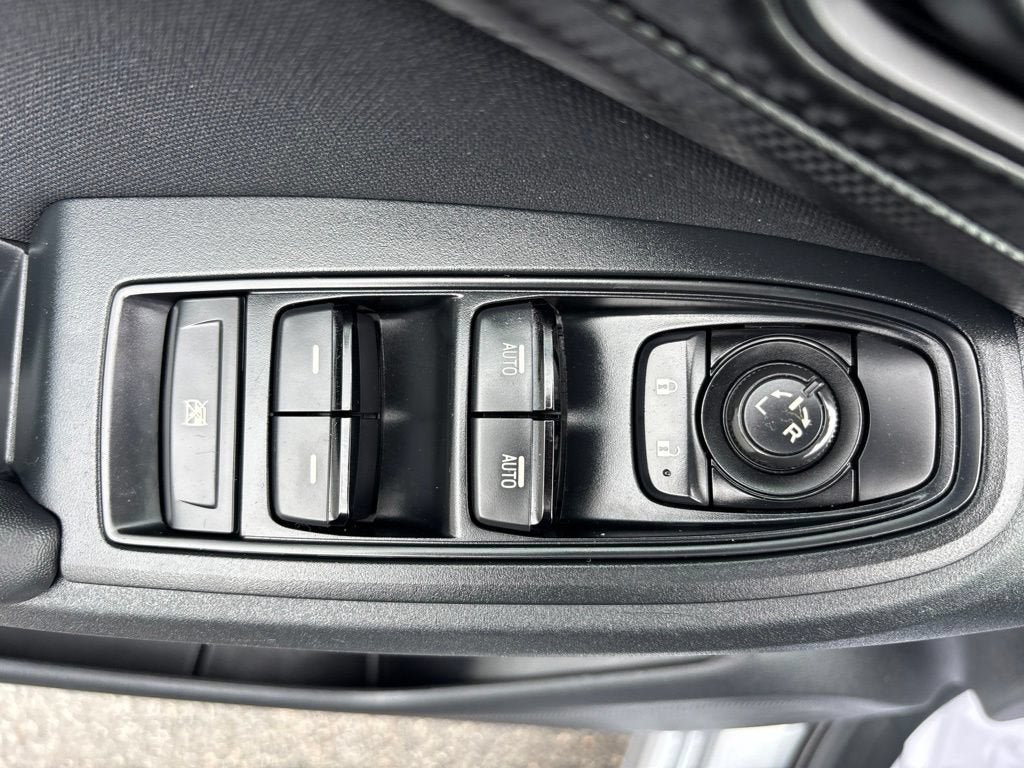 2019 Subaru Impreza 2.0i