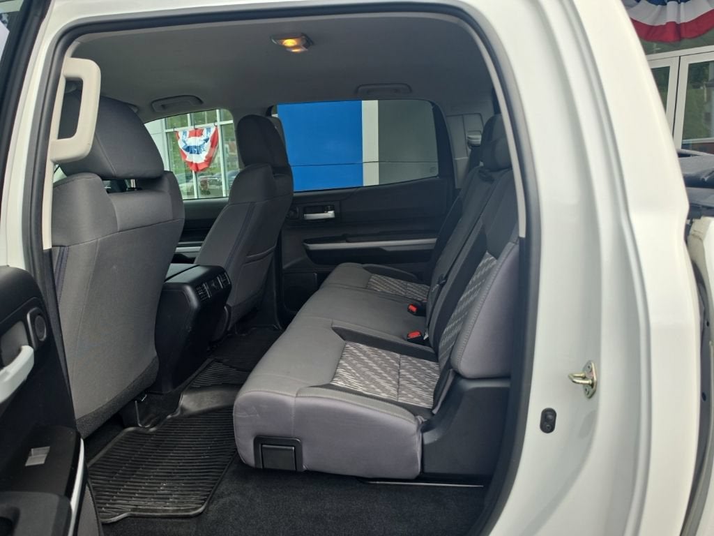 2018 Toyota Tundra SR5 - Photo 12