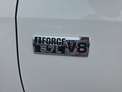 2018 Toyota Tundra SR5 5.7L V8