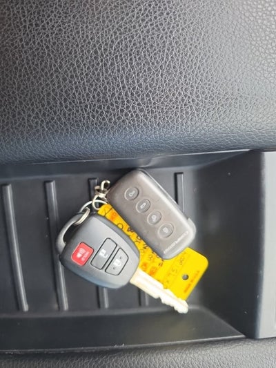 2018 Toyota Tundra SR5 5.7L V8