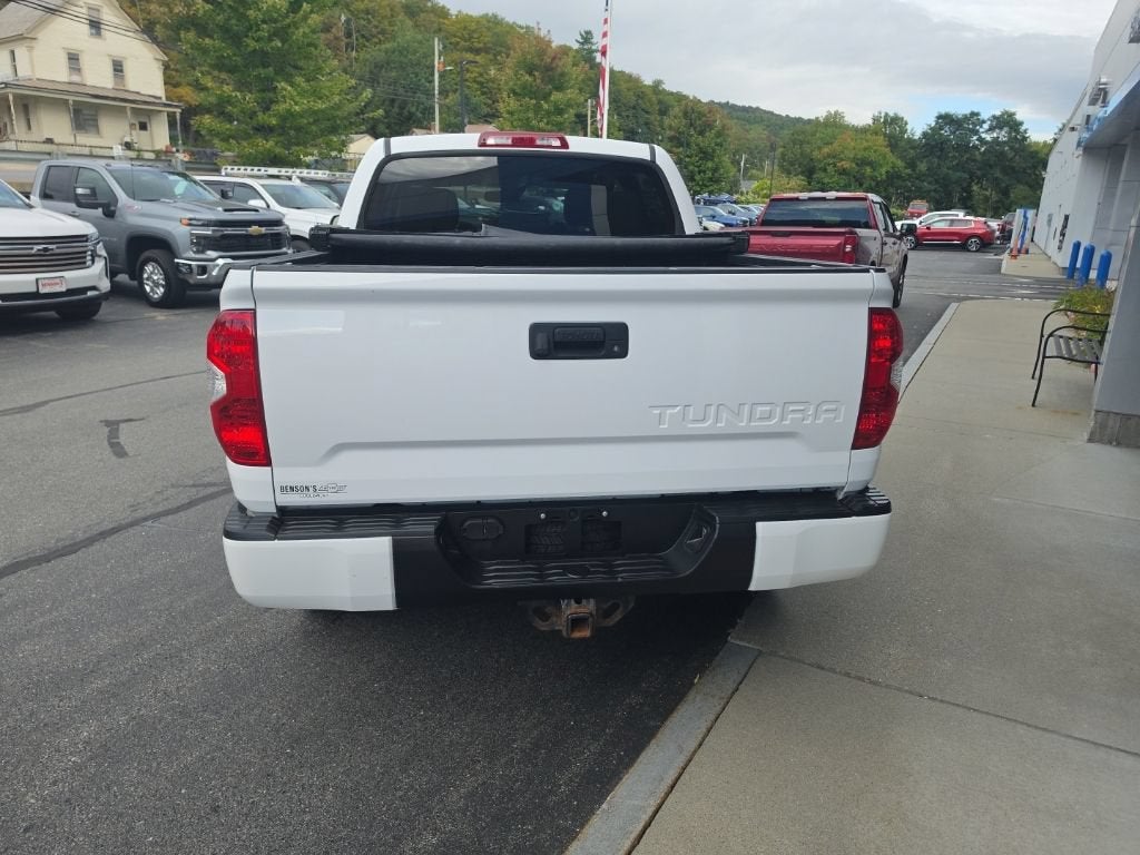 2018 Toyota Tundra SR5 5.7L V8