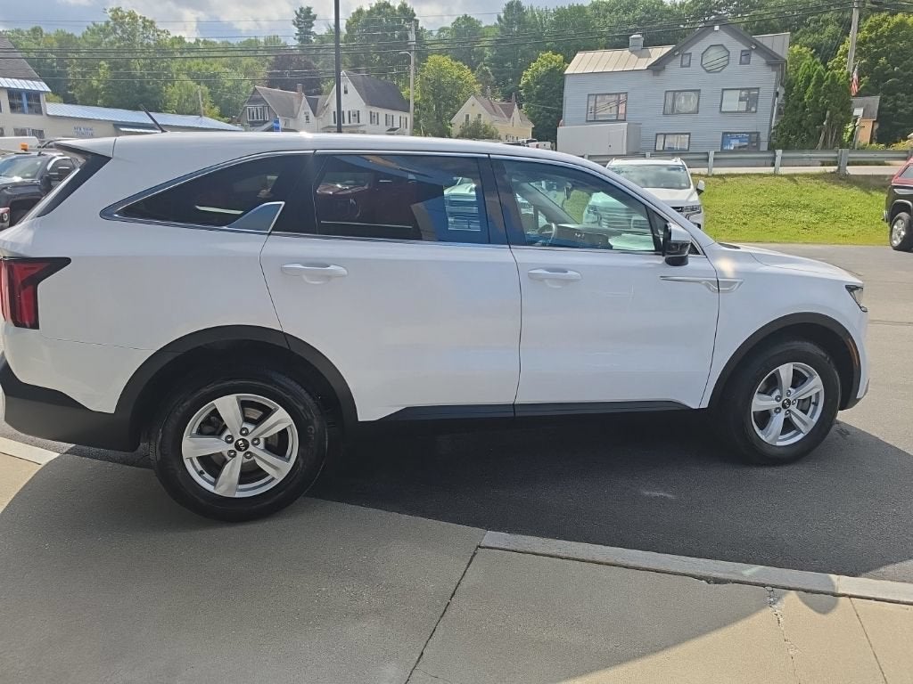 2021 Kia Sorento LX