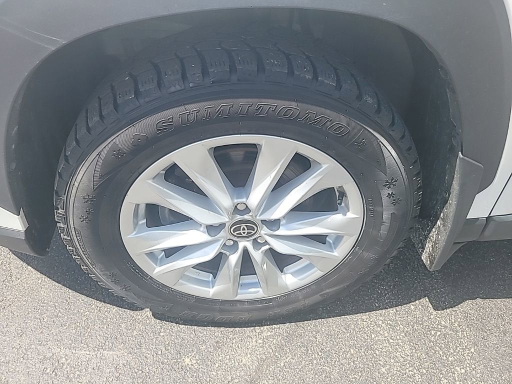 2022 Toyota Corolla Cross LE