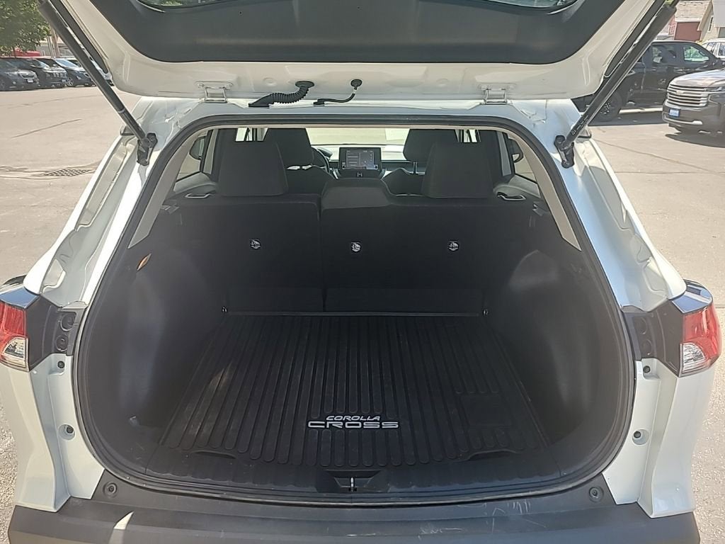 2022 Toyota Corolla Cross LE