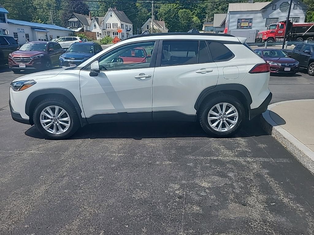 2022 Toyota Corolla Cross LE