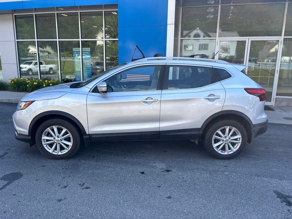 Used 2018 Nissan Rogue Sport SV with VIN JN1BJ1CR6JW208567 for sale in Ludlow, VT