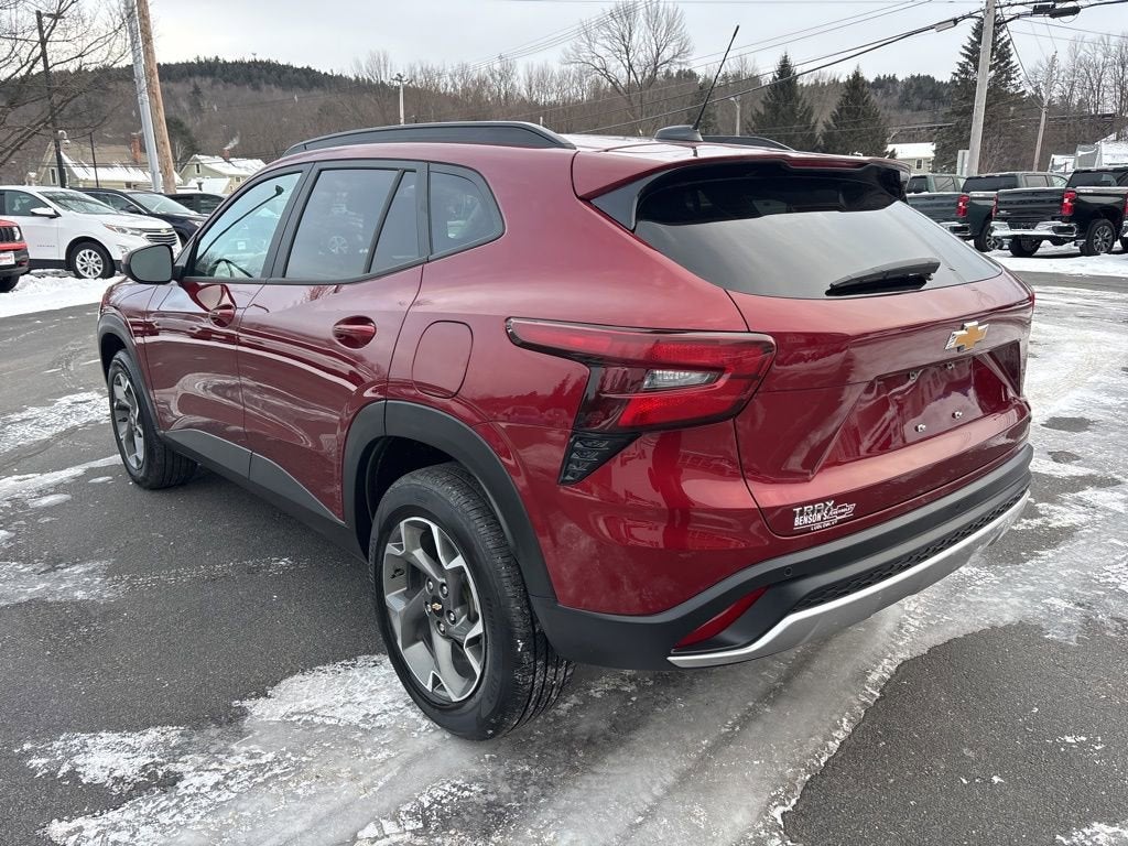 2024 Chevrolet Trax LT