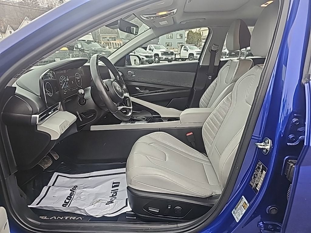 2024 Hyundai Elantra Hybrid Limited