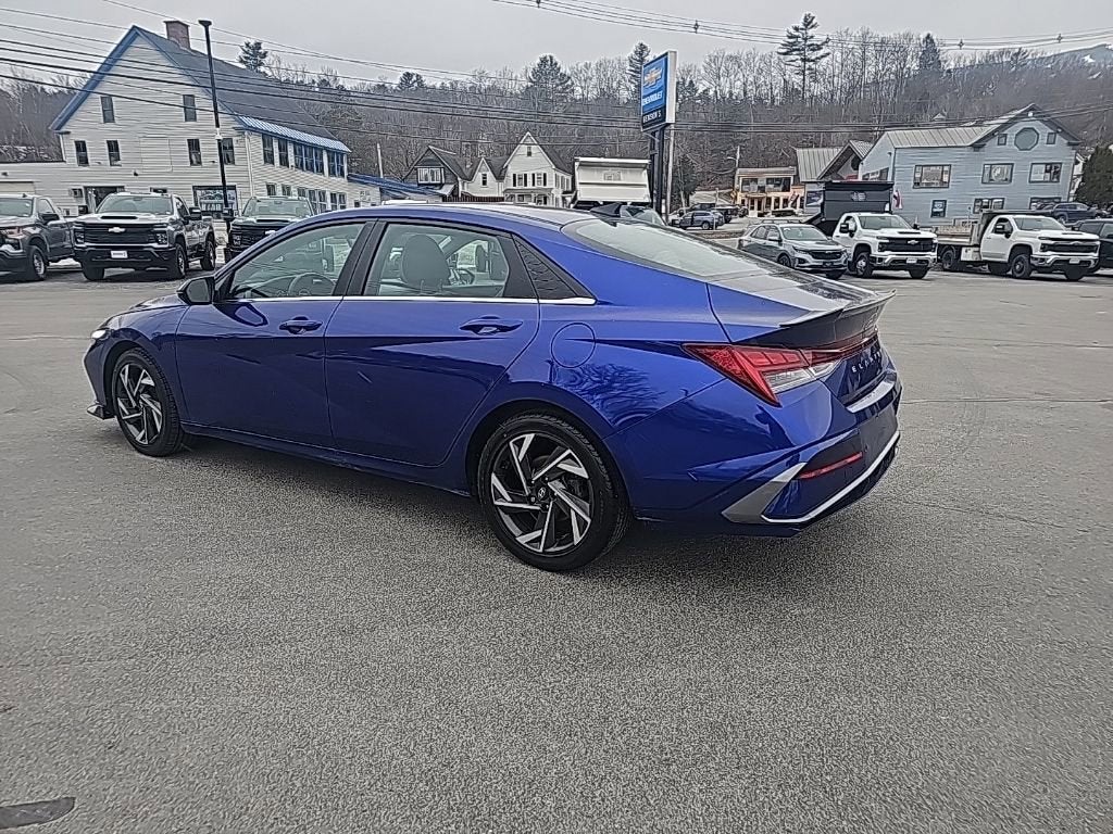 2024 Hyundai Elantra Hybrid Limited